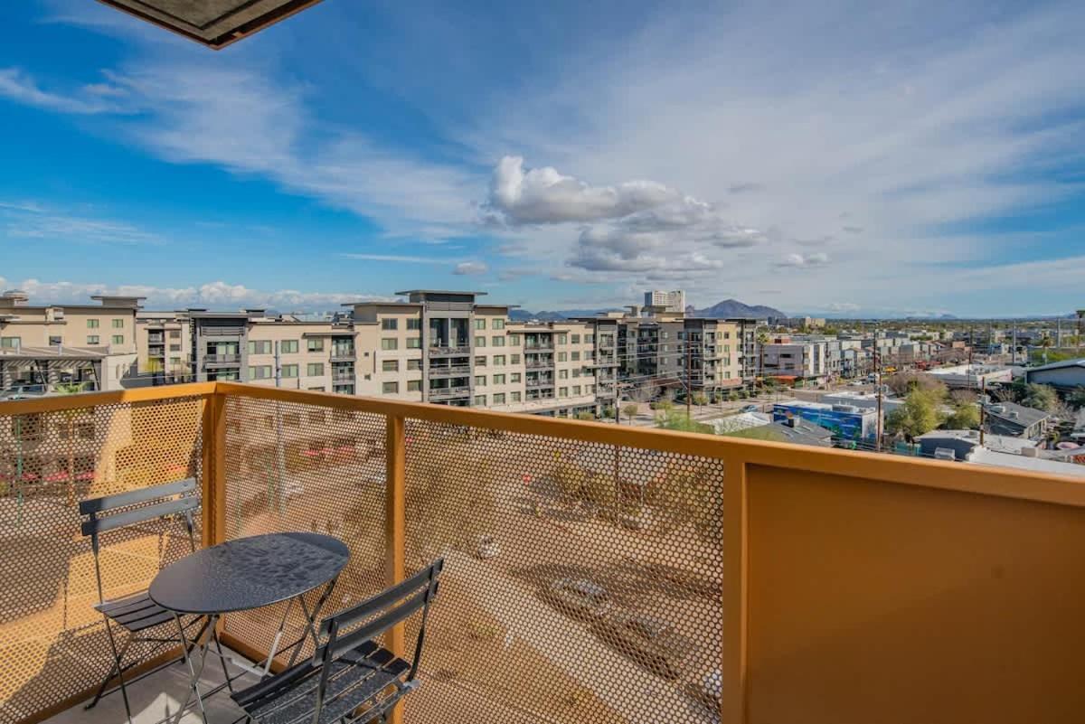 Striking 2Bd - Cdt- Gym, Pool, Parking - Sleep8 Apartman Phoenix Kültér fotó